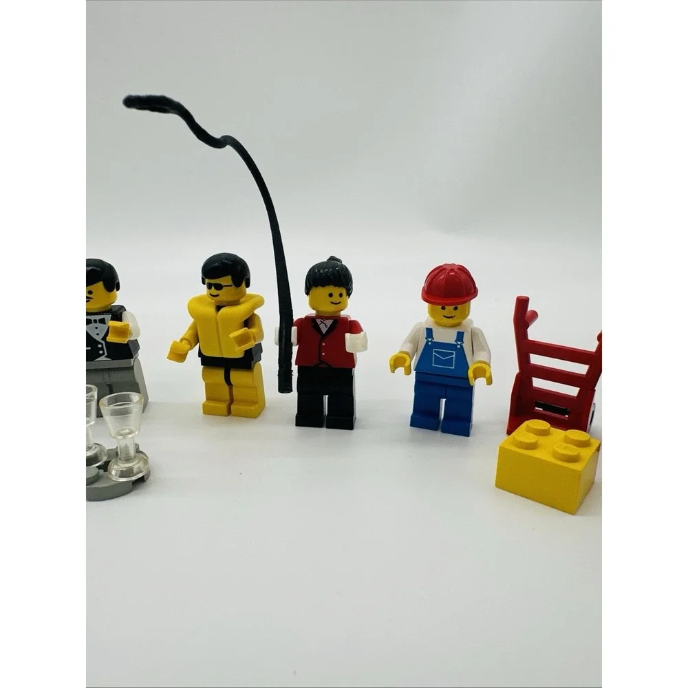 Vintage LEGO 6314 Town City People Minifigure Lot Bike Octan 1992